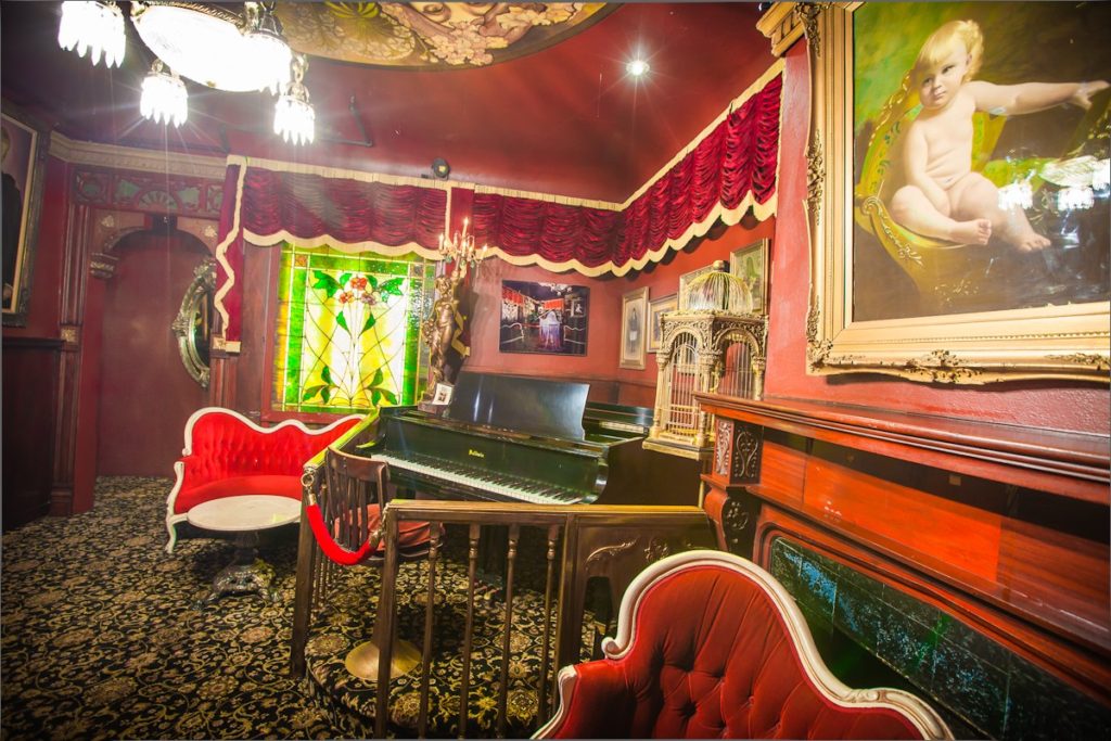 Magic Castle, Irma's Room